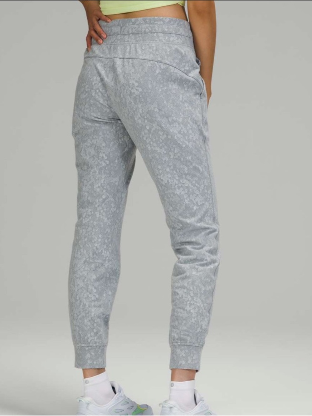 Lululemon Ready To Rulu Jogger - Sz 8 - Picture 2 of 5
